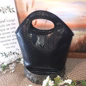 NWOT Guess gorgeous lunch bag